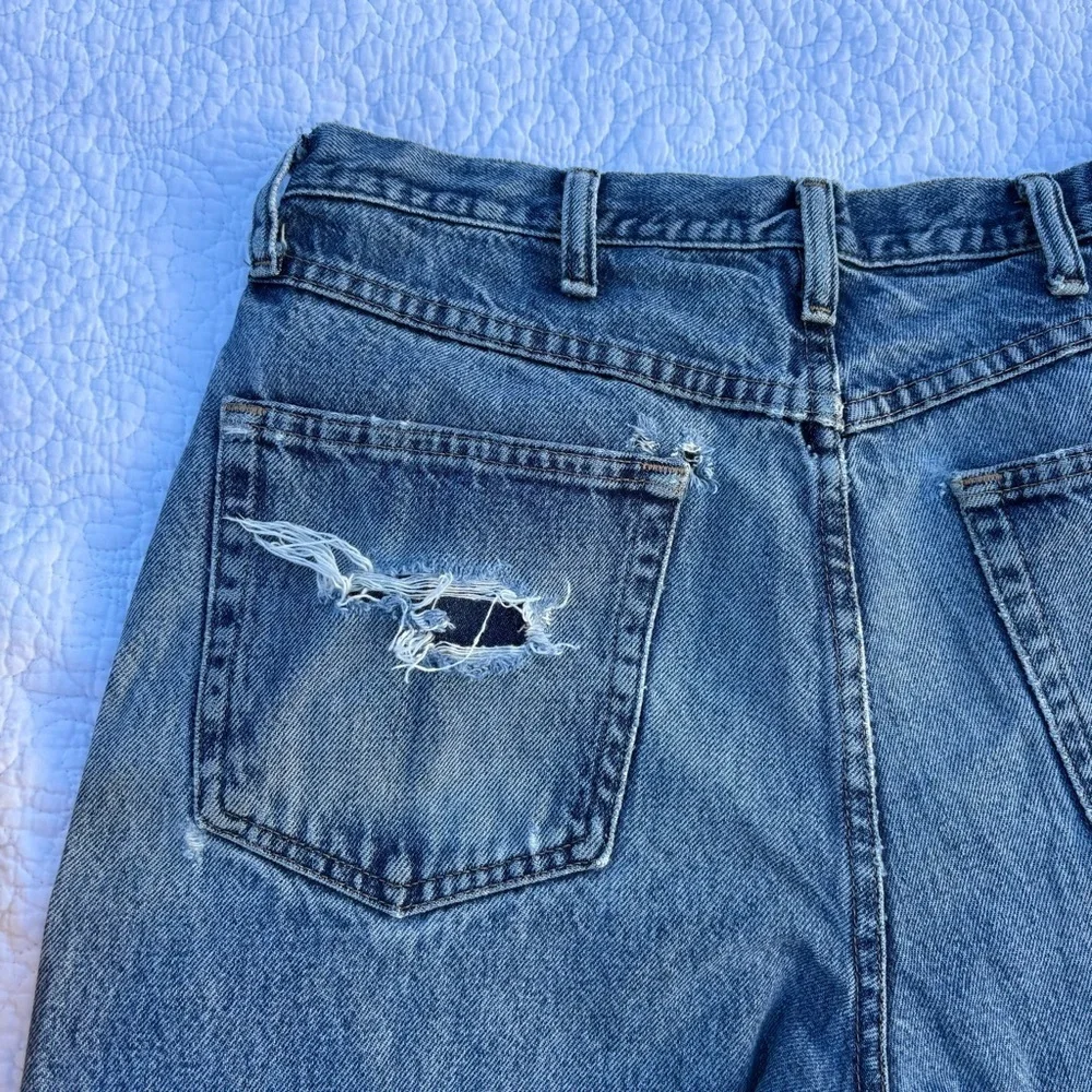 Vintage Distressed Wrangler Jeans | Tagged Men’s 34x32 | Fits Women’s 10/12